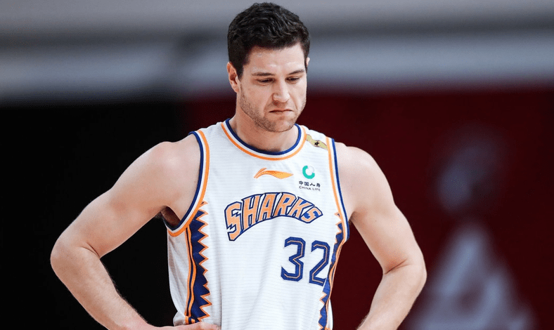 爱游戏官网-转会期葡超焦点战，国际米兰更衣室发声，质疑声仍在，年轻球员得到机会的简单介绍